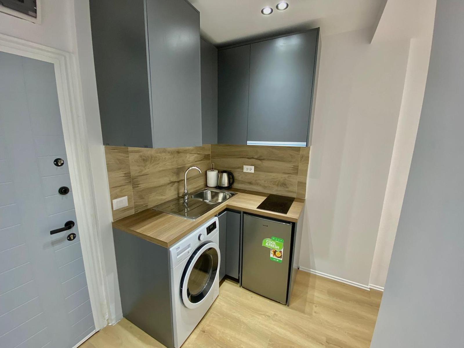 Mara Central Apartment 3 Tirana Exterior photo